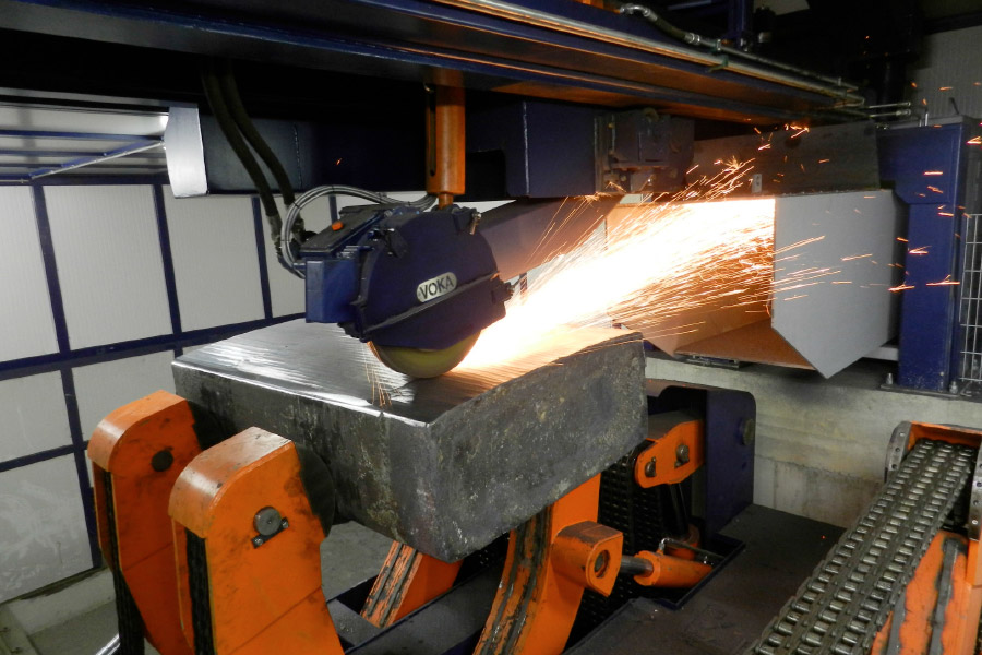 Block and billet grinding machines